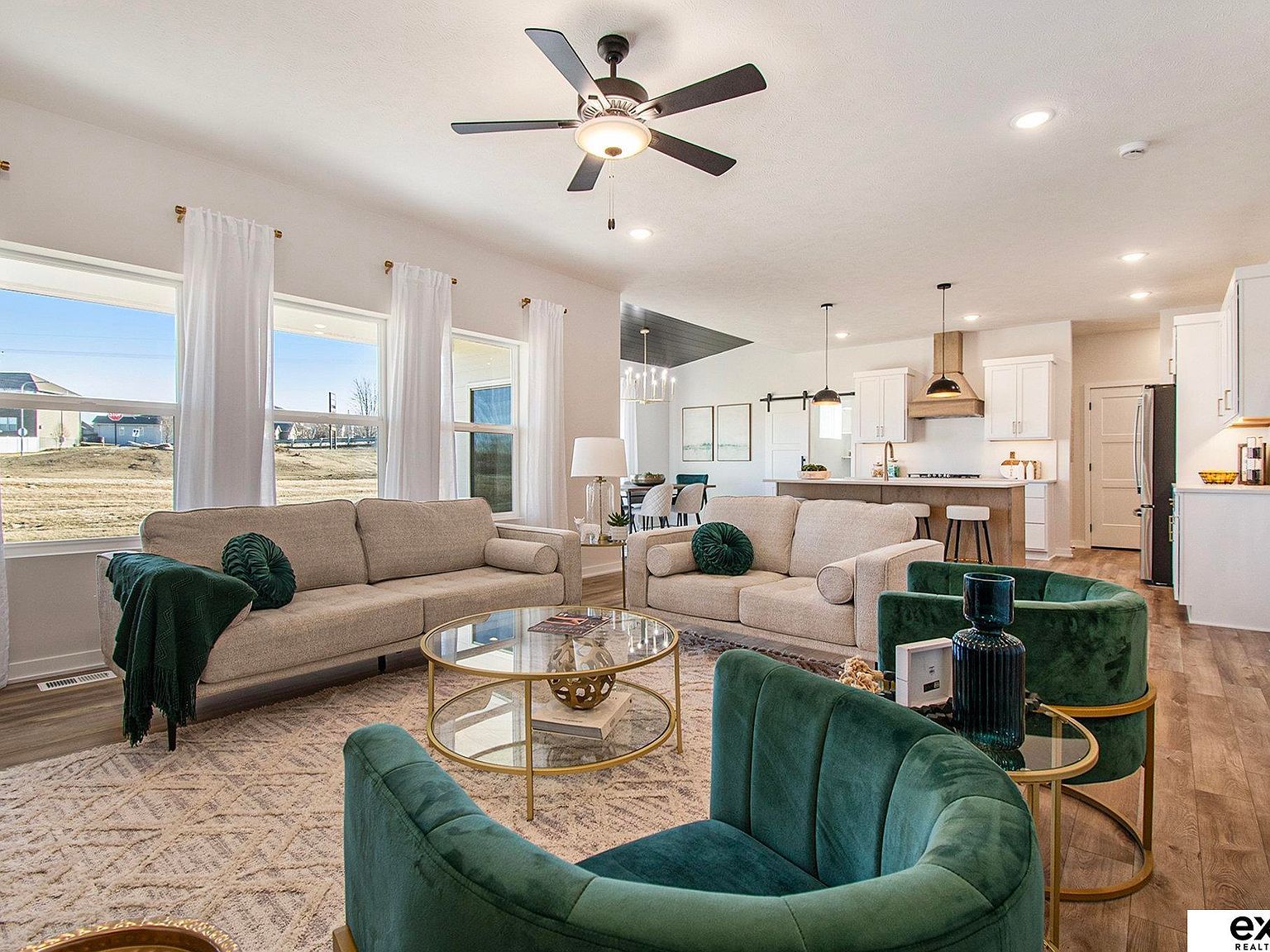 21702 Hampton Dr Gretna, NE 68028 - Thumbnail 5