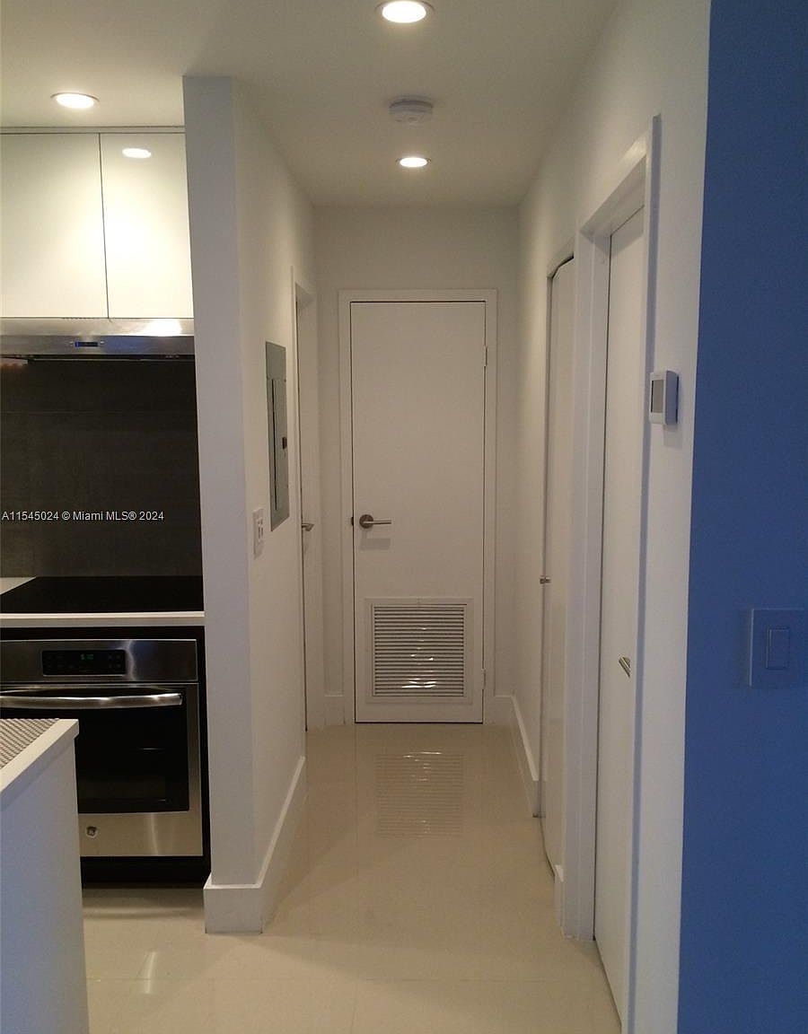 2715 Tigertail Ave APT 102 Miami, FL 33133 - Thumbnail 5