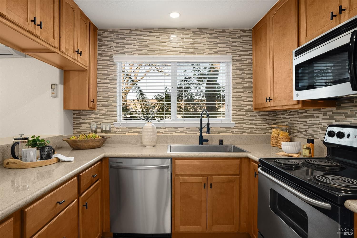 225 Burt St APT 3 Santa Rosa, CA 95407 - Thumbnail 5