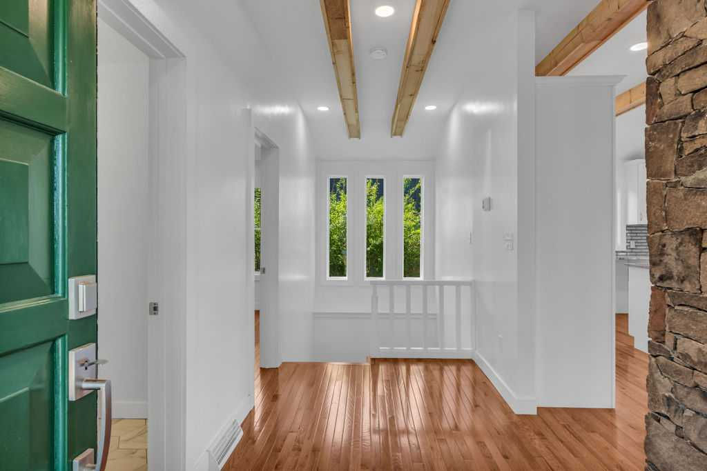 18 Lakeview Circle, Niantic, CT, USA, East Lyme, 6357 - Thumbnail 5