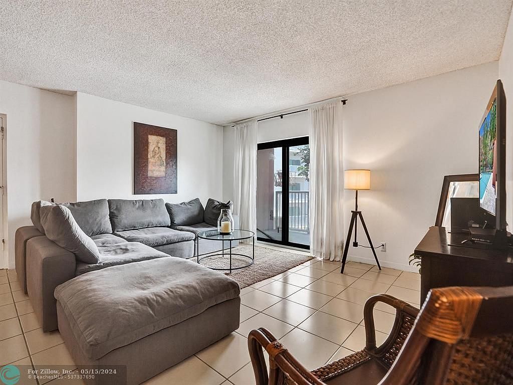 900 River Reach Dr APT 205 Fort Lauderdale, FL 33315 - Thumbnail 5
