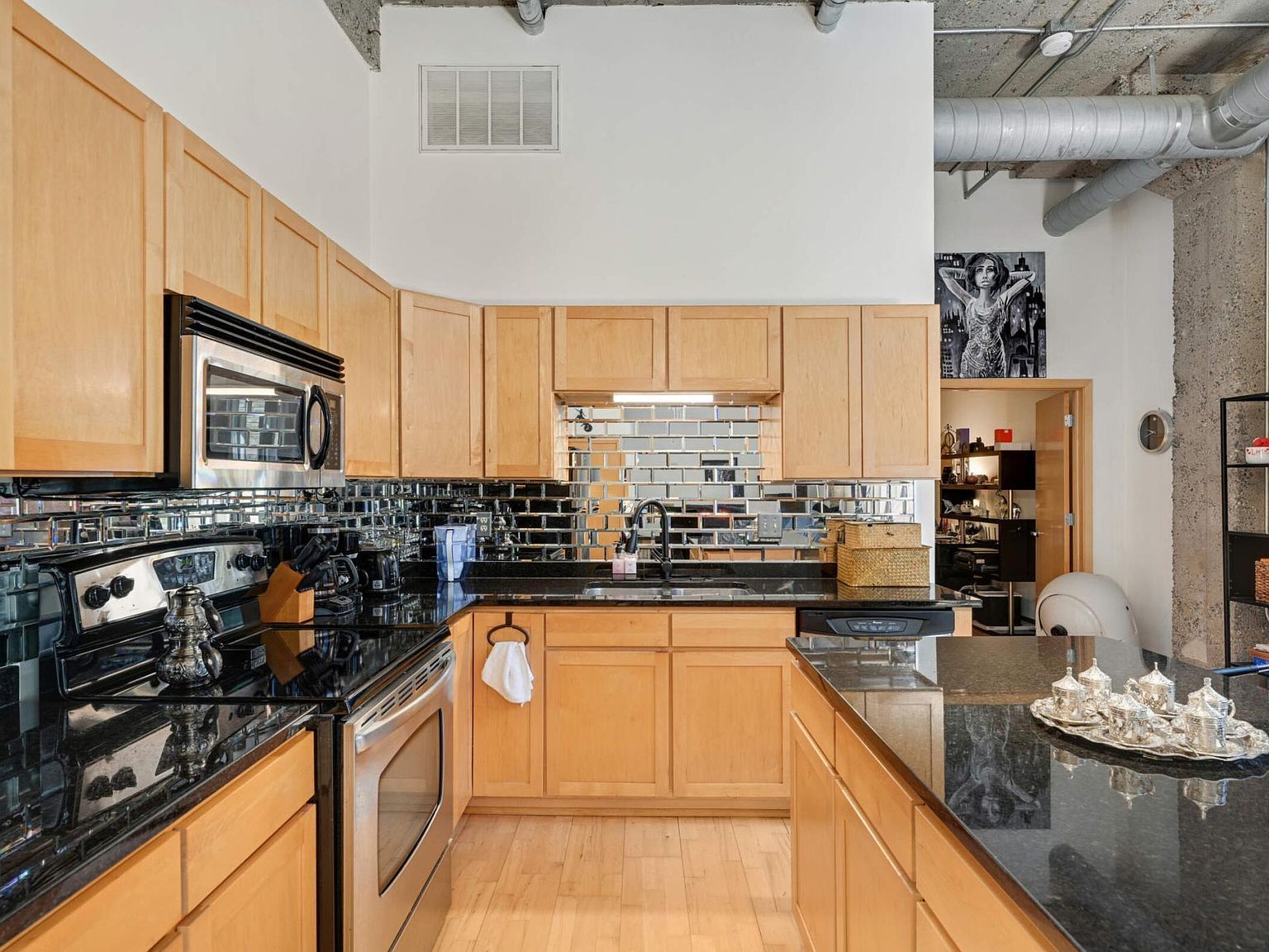 521 S 7th St UNIT 311 Minneapolis, MN 55415 - Thumbnail 5