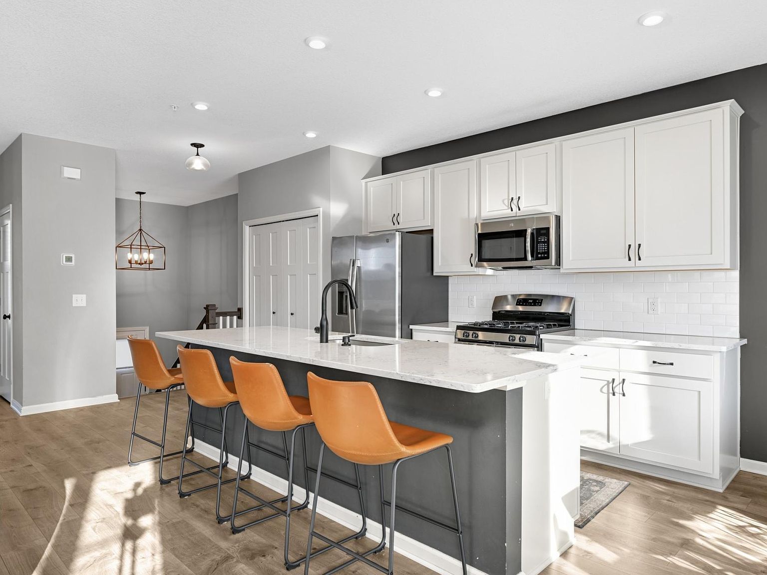 7020 Huckleberry Dr Excelsior, MN 55331 - Thumbnail 5