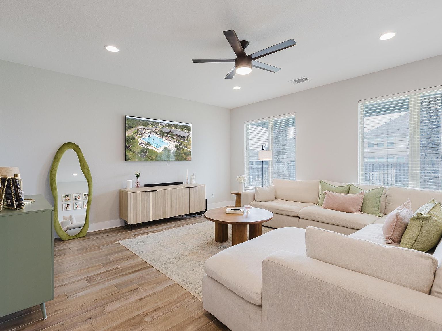 1104 Lickety Ln Georgetown, TX 78633 - Thumbnail 5