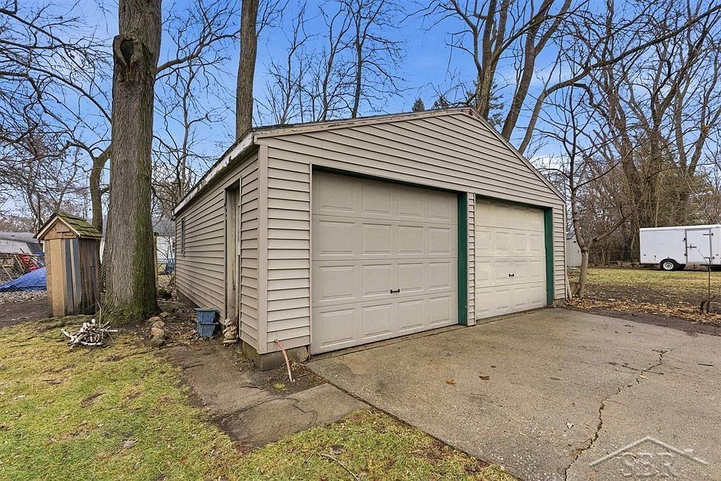 717 E Haley St Midland, MI 48640 - Thumbnail 5