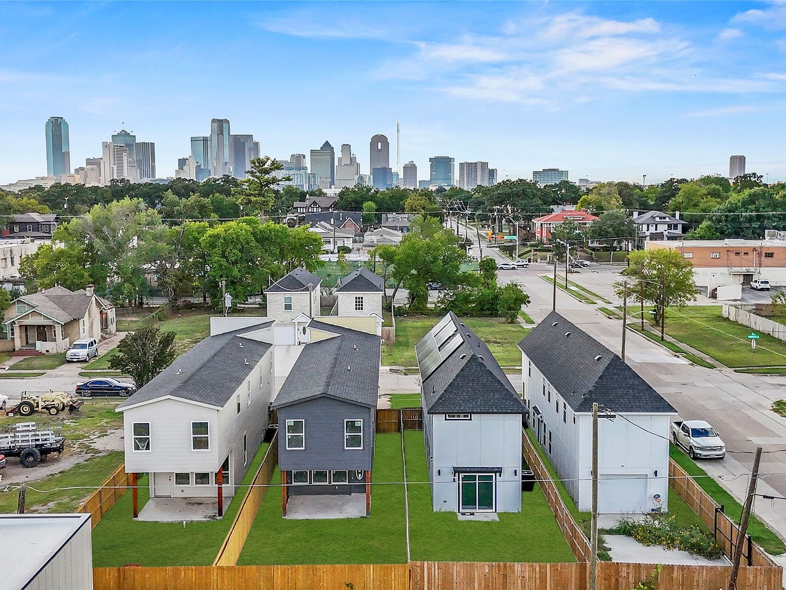 2528 Peabody Ave Dallas, TX 75215 - Thumbnail 5