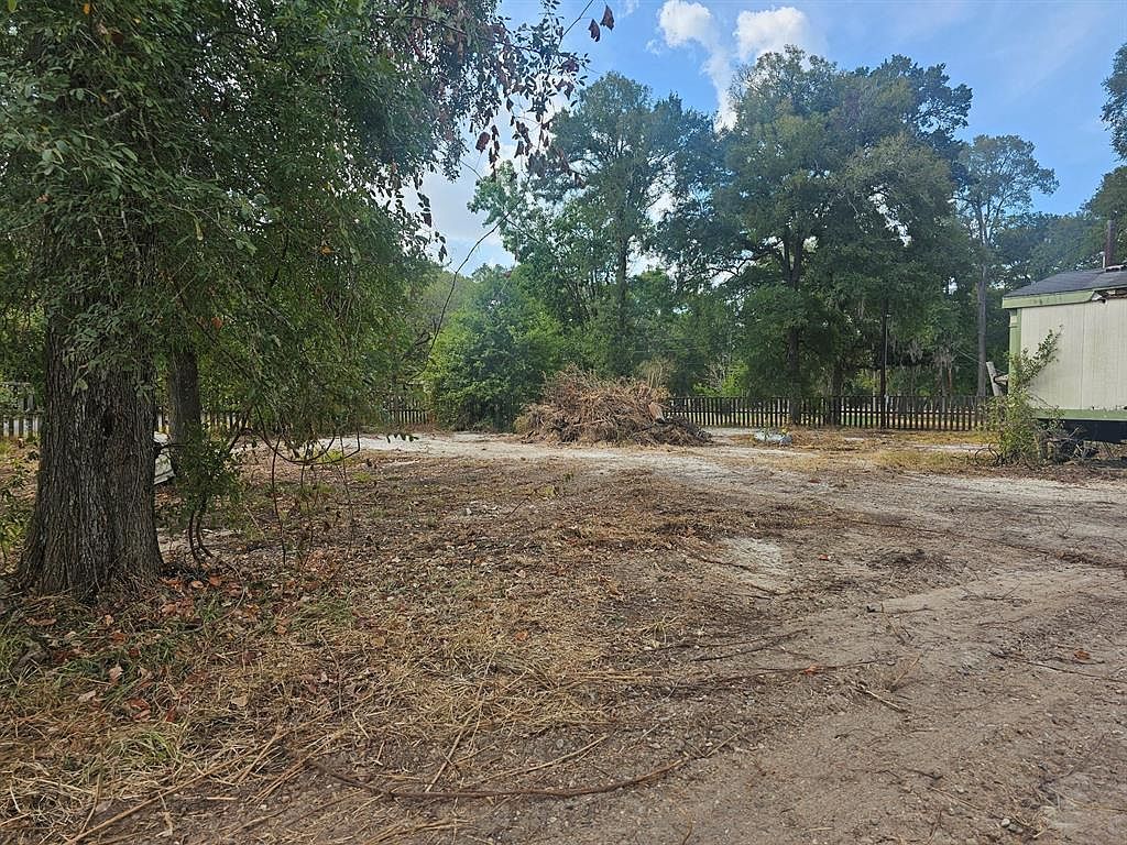 178 Forrest Lawn Wharton, TX 77488 - Thumbnail 5