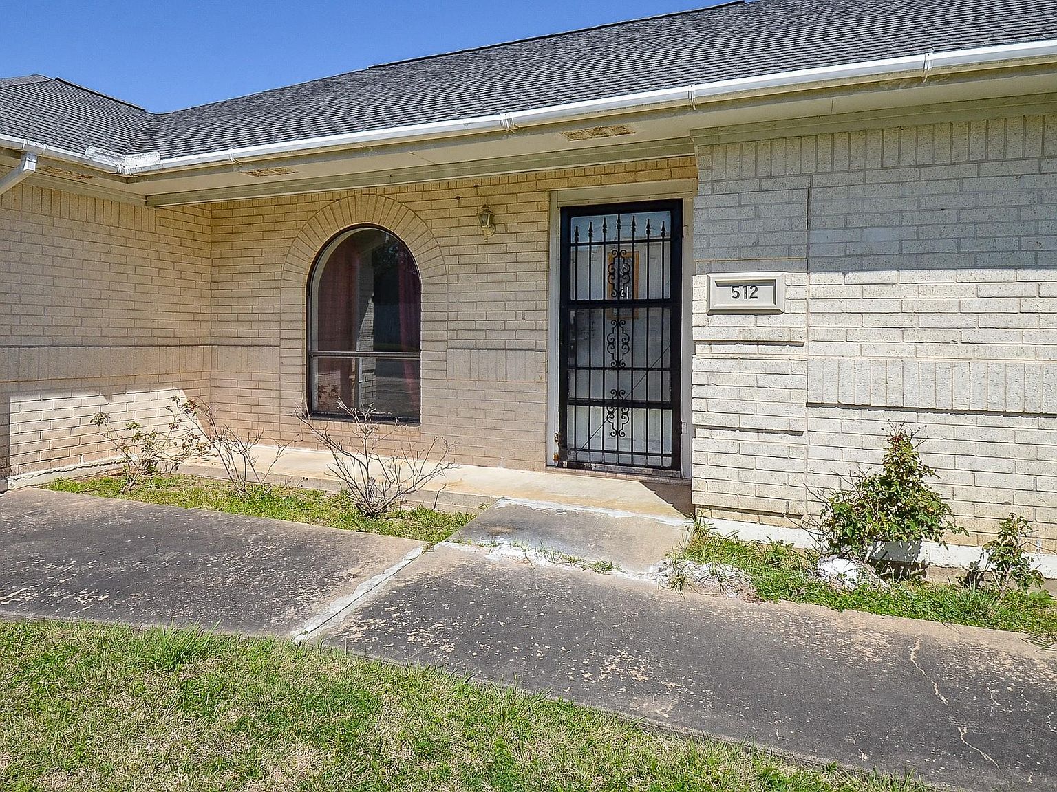 512 Town And Country Dr El Campo, TX 77437 - Thumbnail 5