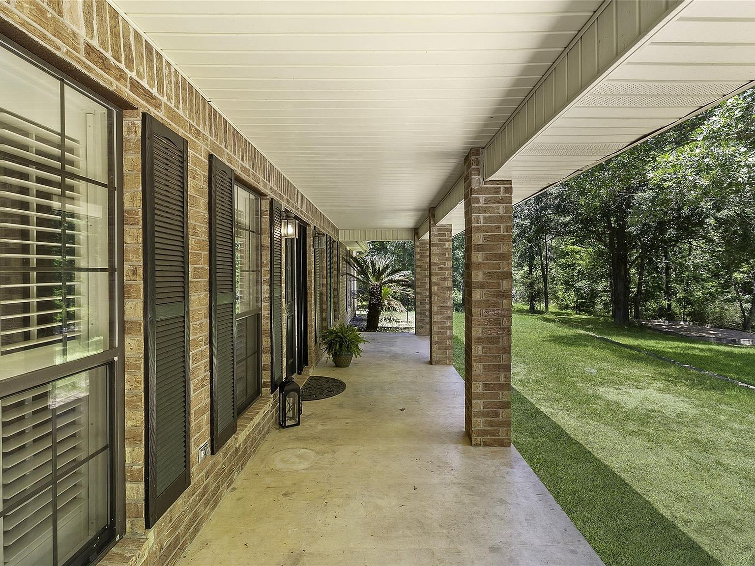 526 Pebble Crk Livingston, TX 77351 - Thumbnail 5