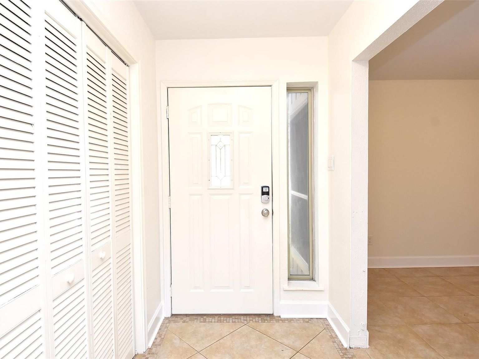 5705 Woodville Ln Pearland, TX 77584 - Thumbnail 5