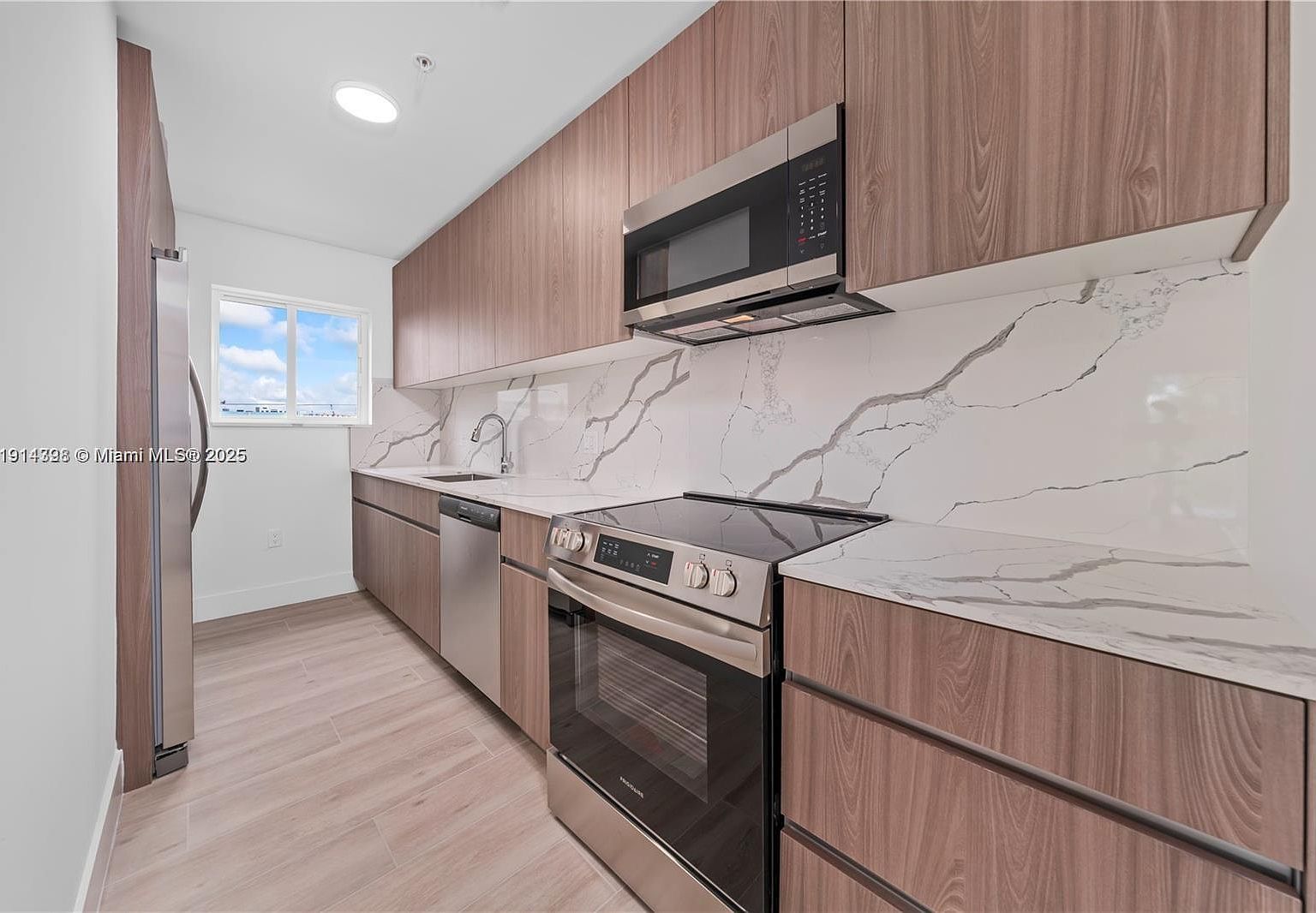 32 NW 14th Ave #102 Miami, FL 33125 - Thumbnail 5