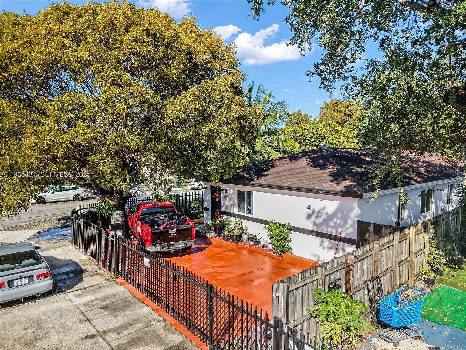 3815 NW 13th Ave Miami, FL 33142 - Thumbnail 5