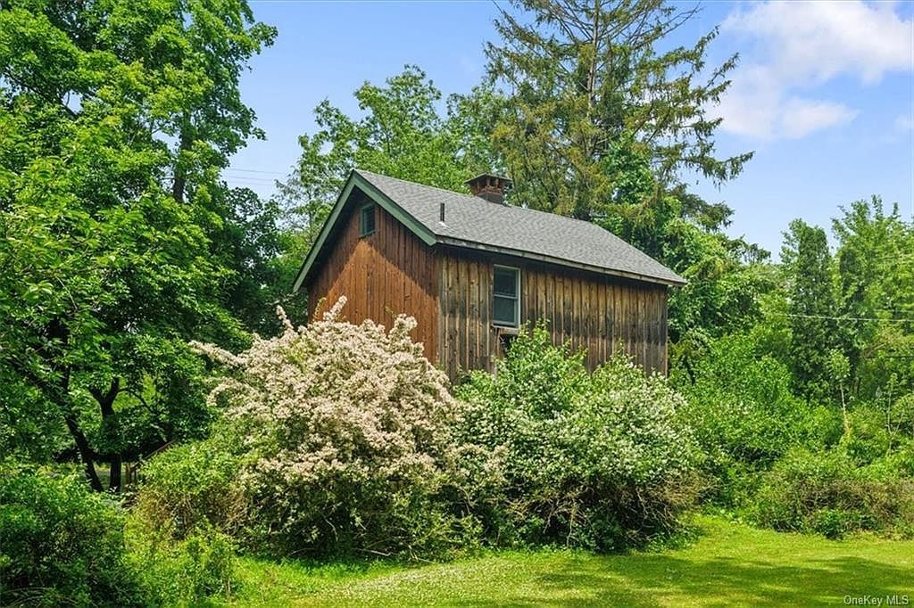 1 Mountain Rd Cornwall On Hudson, NY 12520 - Thumbnail 5