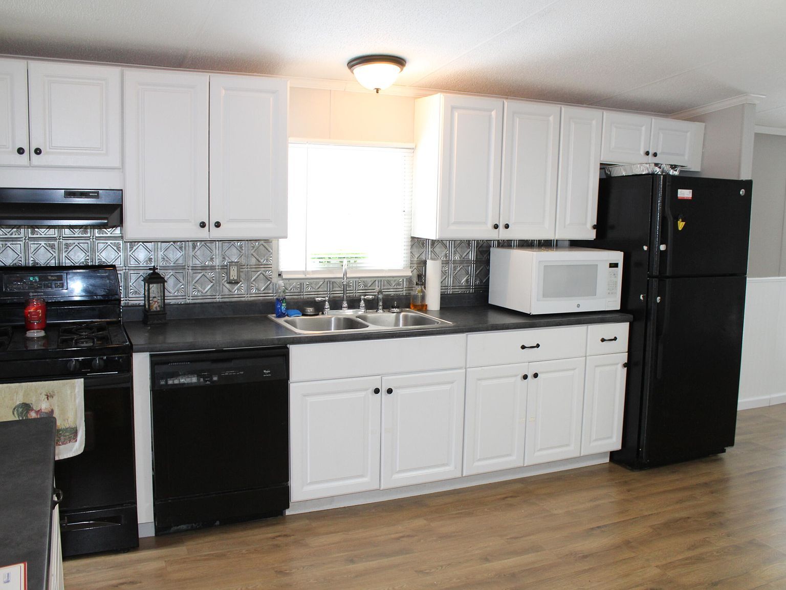 59 Ocean Point Rd UNIT 26 Boothbay Harbor, ME 04538 - Thumbnail 5