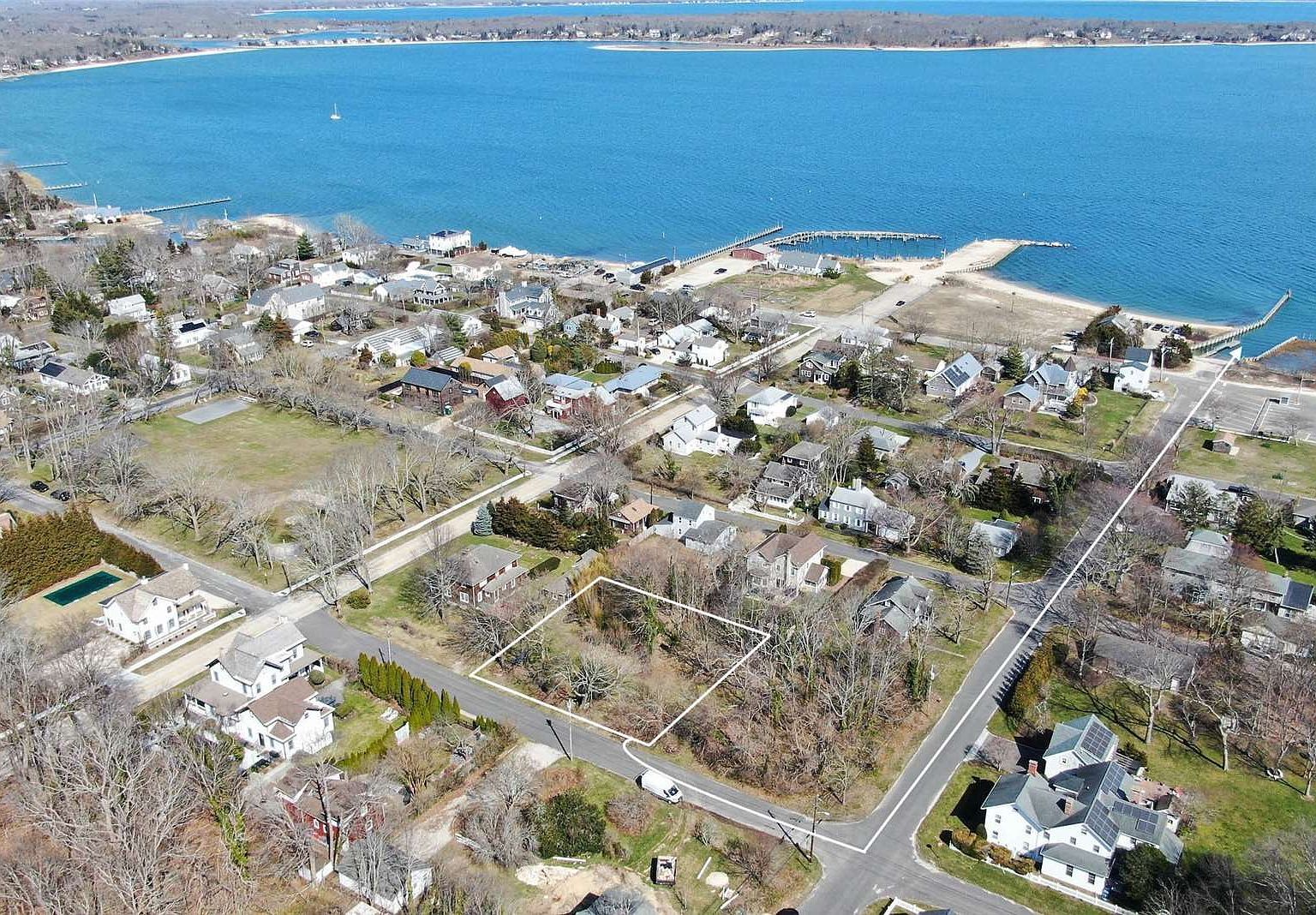 630 4th St New Suffolk, NY 11956 - Thumbnail 5