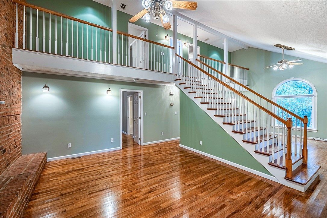 655 Ambler School Rd Pickens, SC 29671 - Thumbnail 5