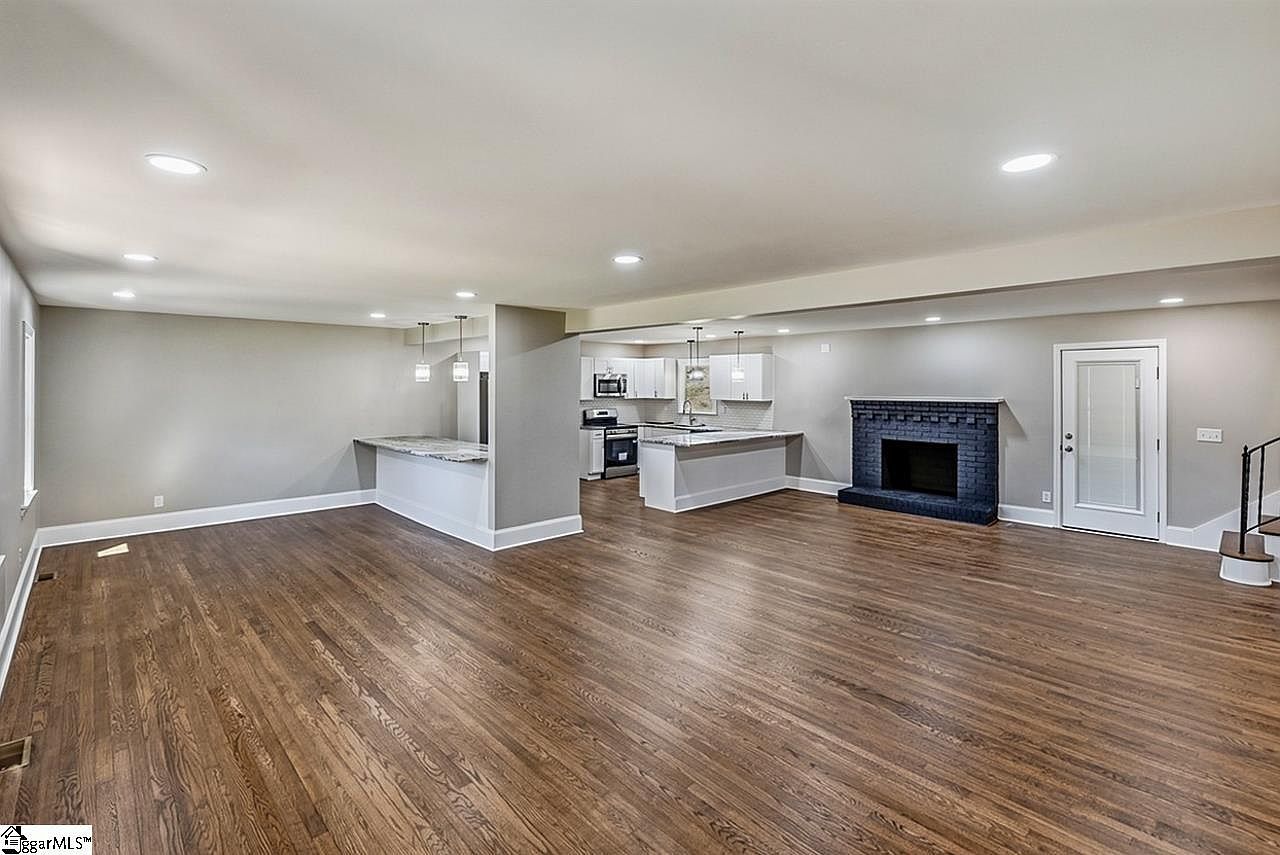 201 Rosemary Ln Greenville, SC 29615 - Thumbnail 5