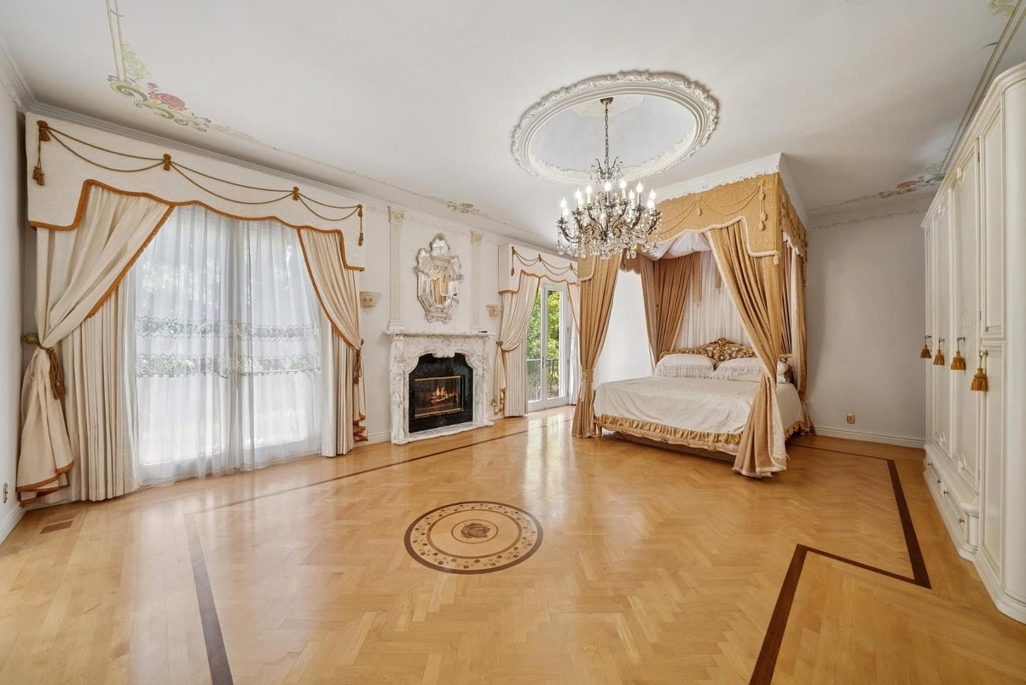 15360 Karl Ave Monte Sereno, CA 95030 - Thumbnail 5