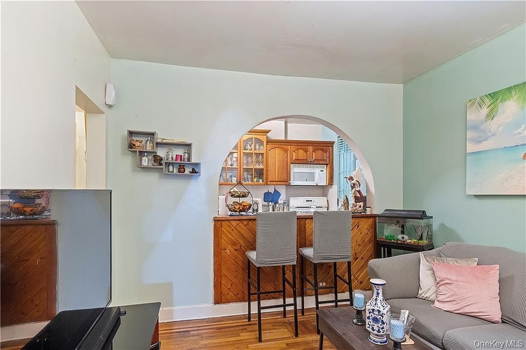 2156 Cruger Ave APT LL Bronx, NY 10462 - Thumbnail 5