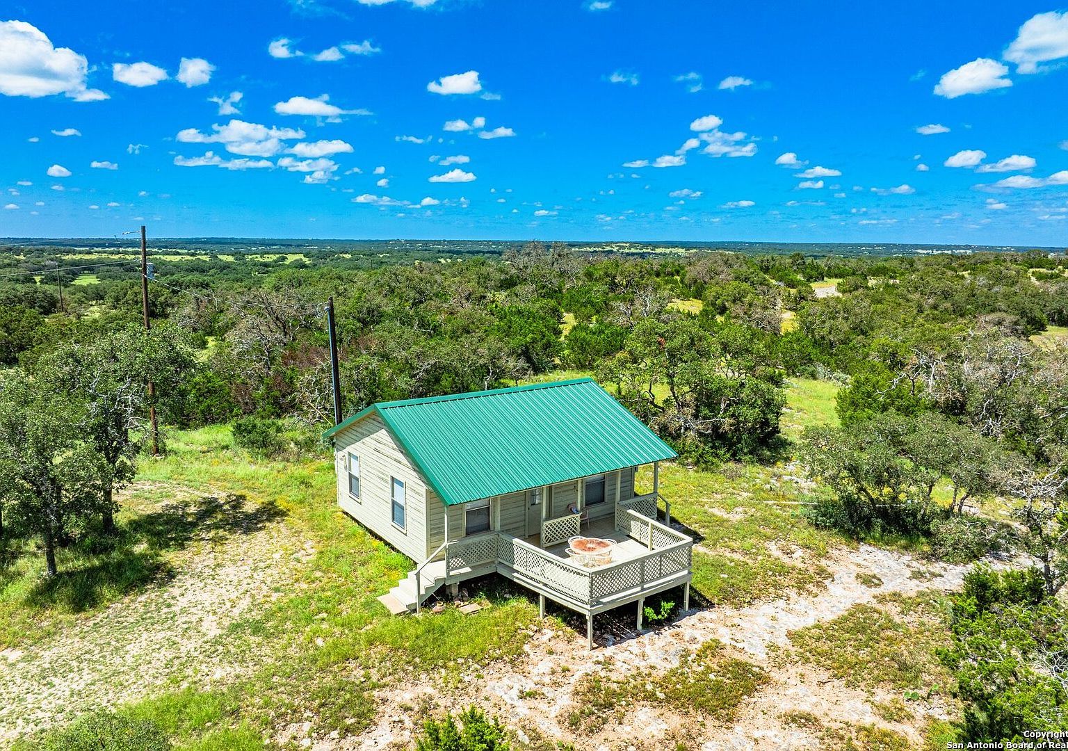 306 Enlightening Rd Mountain Home, TX 78058 - Thumbnail 5