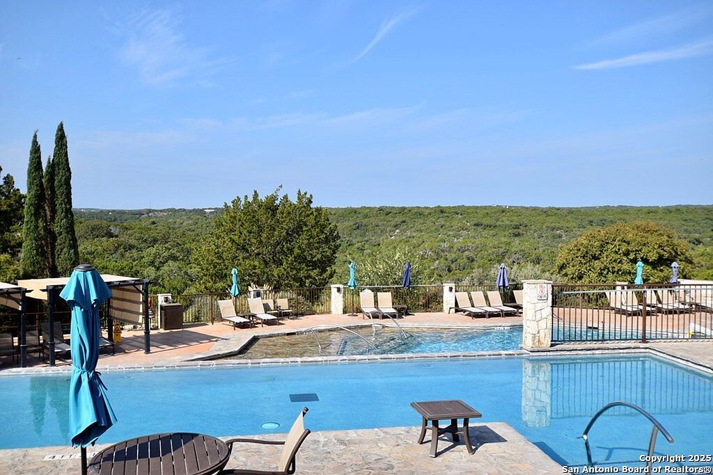 277 Stablewood Springs Dr #14 Ingram, TX 78025 - Thumbnail 5