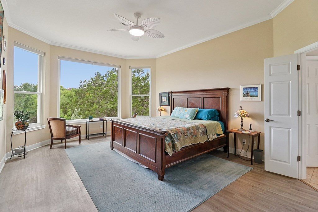 113 Spring Branch Dr S Kerrville, TX 78028 - Thumbnail 5