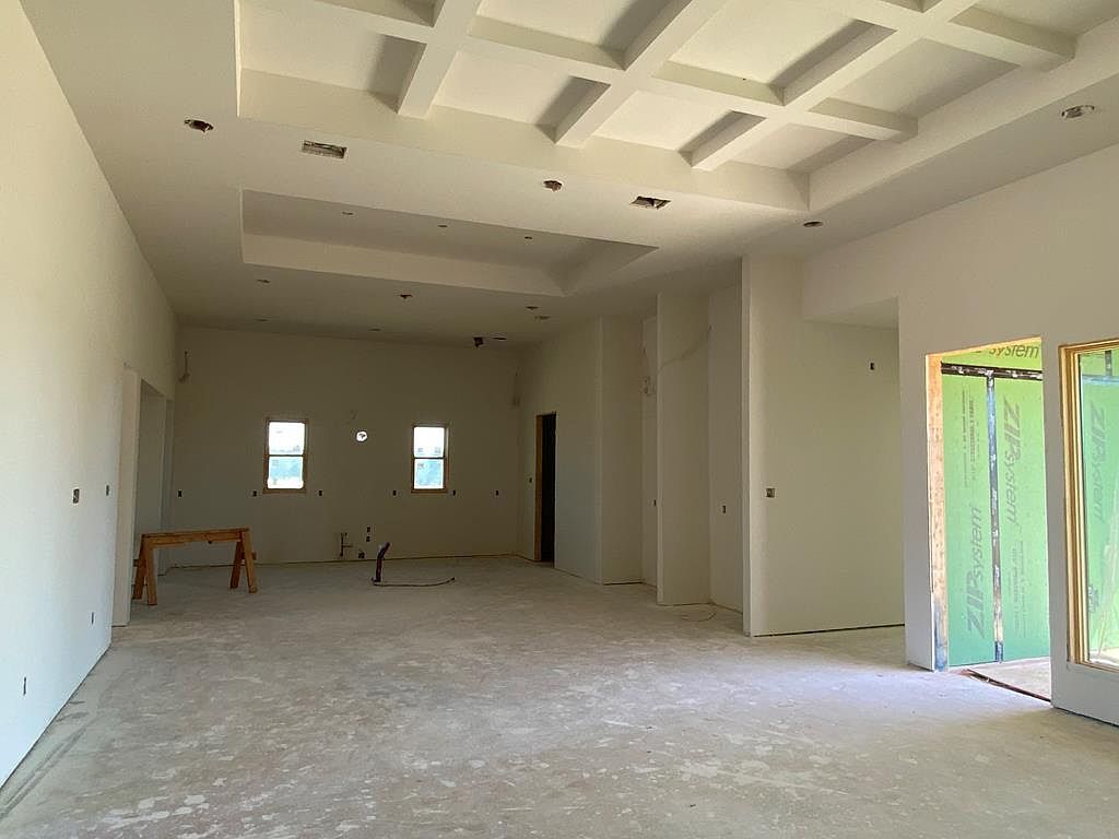 517 Interlaken St Fredericksburg, TX 78624 - Thumbnail 5