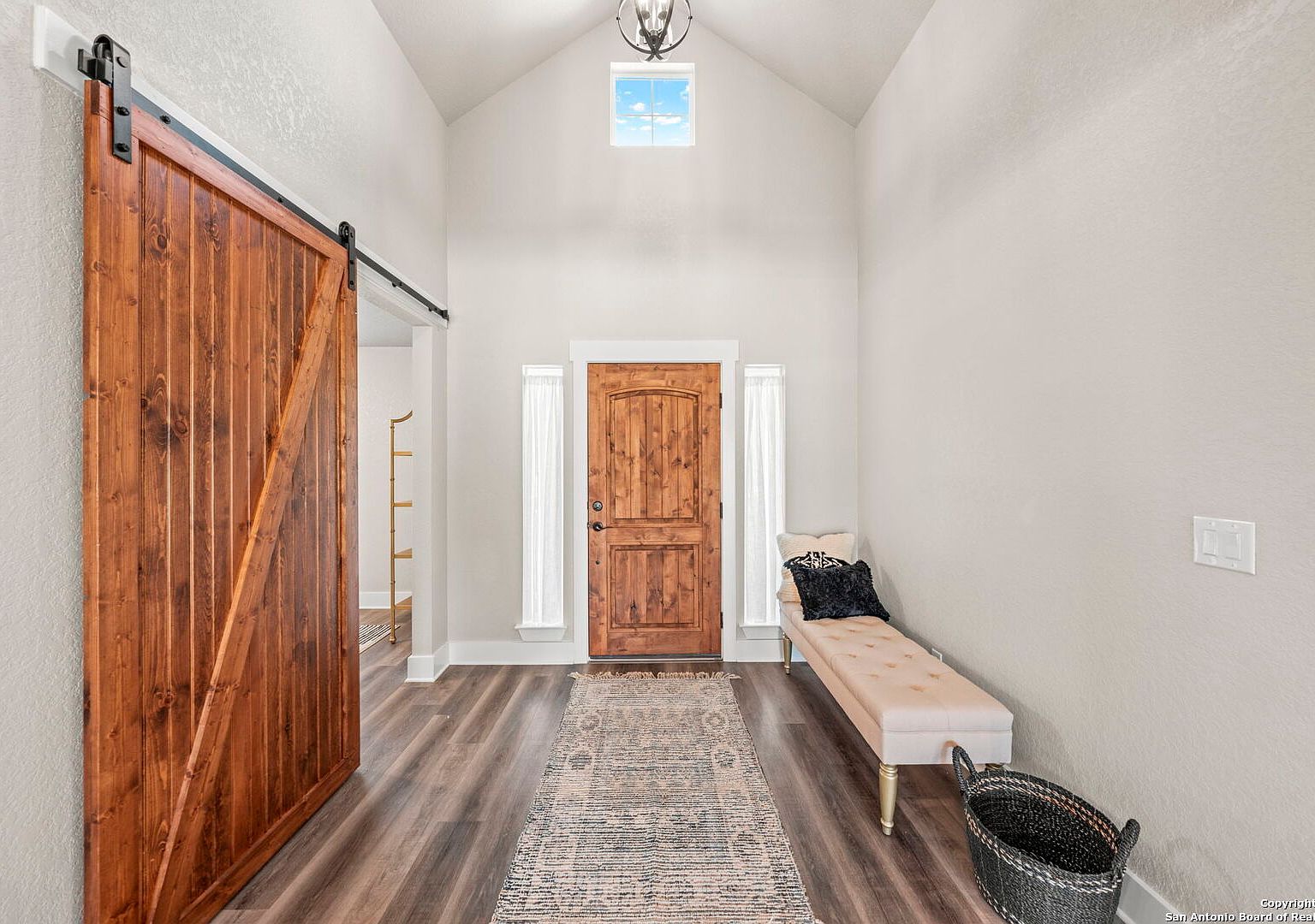 221 Deerwood Cir Bandera, TX 78003 - Thumbnail 5