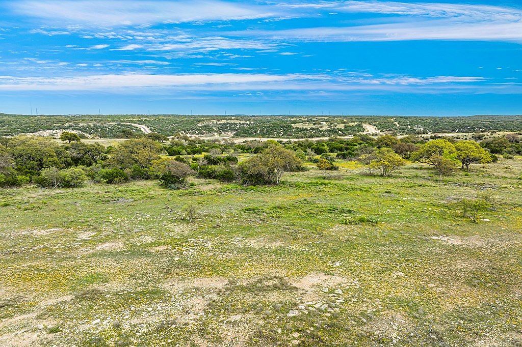 141 Spring Blf Junction, TX 76849 - Thumbnail 5