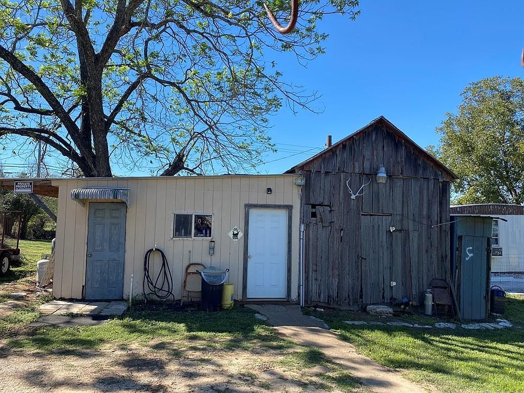 516 Silver Maple St Fredericksburg, TX 78624 | Single Family