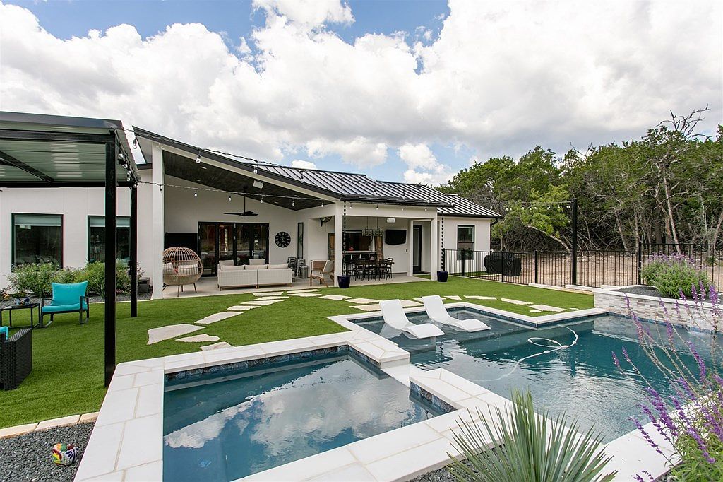 845 Coronado Dr Kerrville, TX 78028 - Thumbnail 5