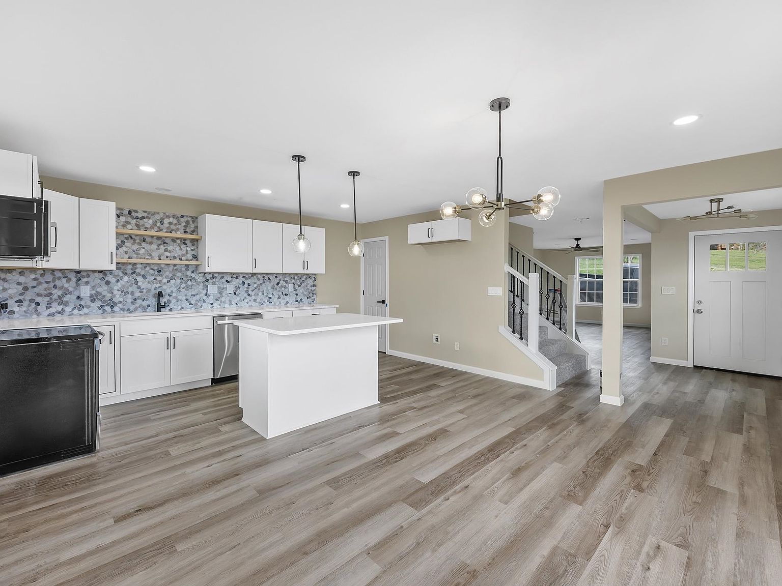 510 Circle Dr Horseshoe Bay, TX 78657 - Thumbnail 5