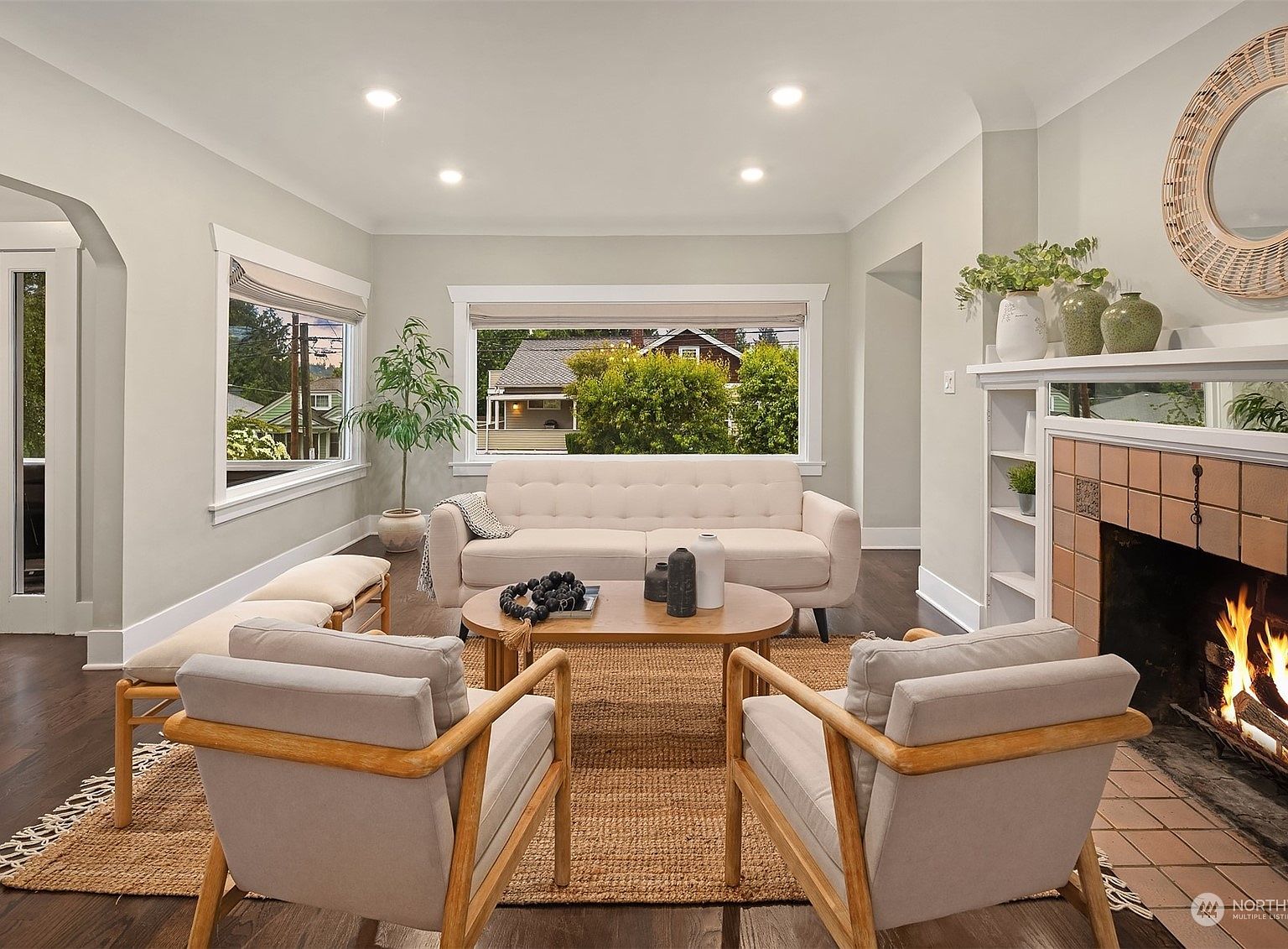 3938 Ashworth Ave N Seattle, WA 98103 - Thumbnail 5