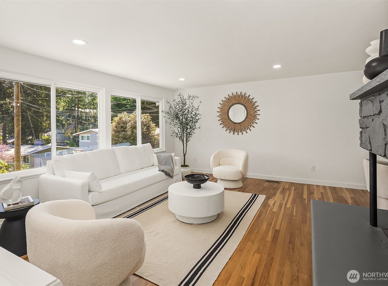 1136 N 146th Pl Shoreline, WA 98133 - Thumbnail 5