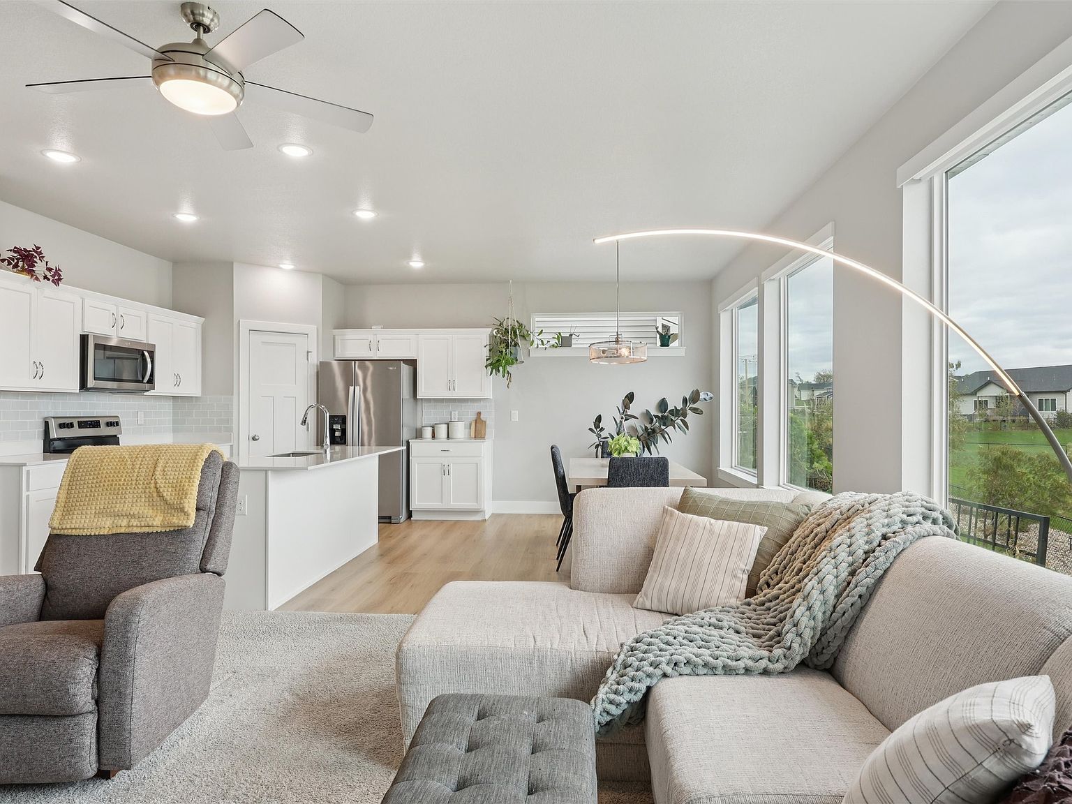 15324 Deerview Dr Urbandale, IA 50323 - Thumbnail 5