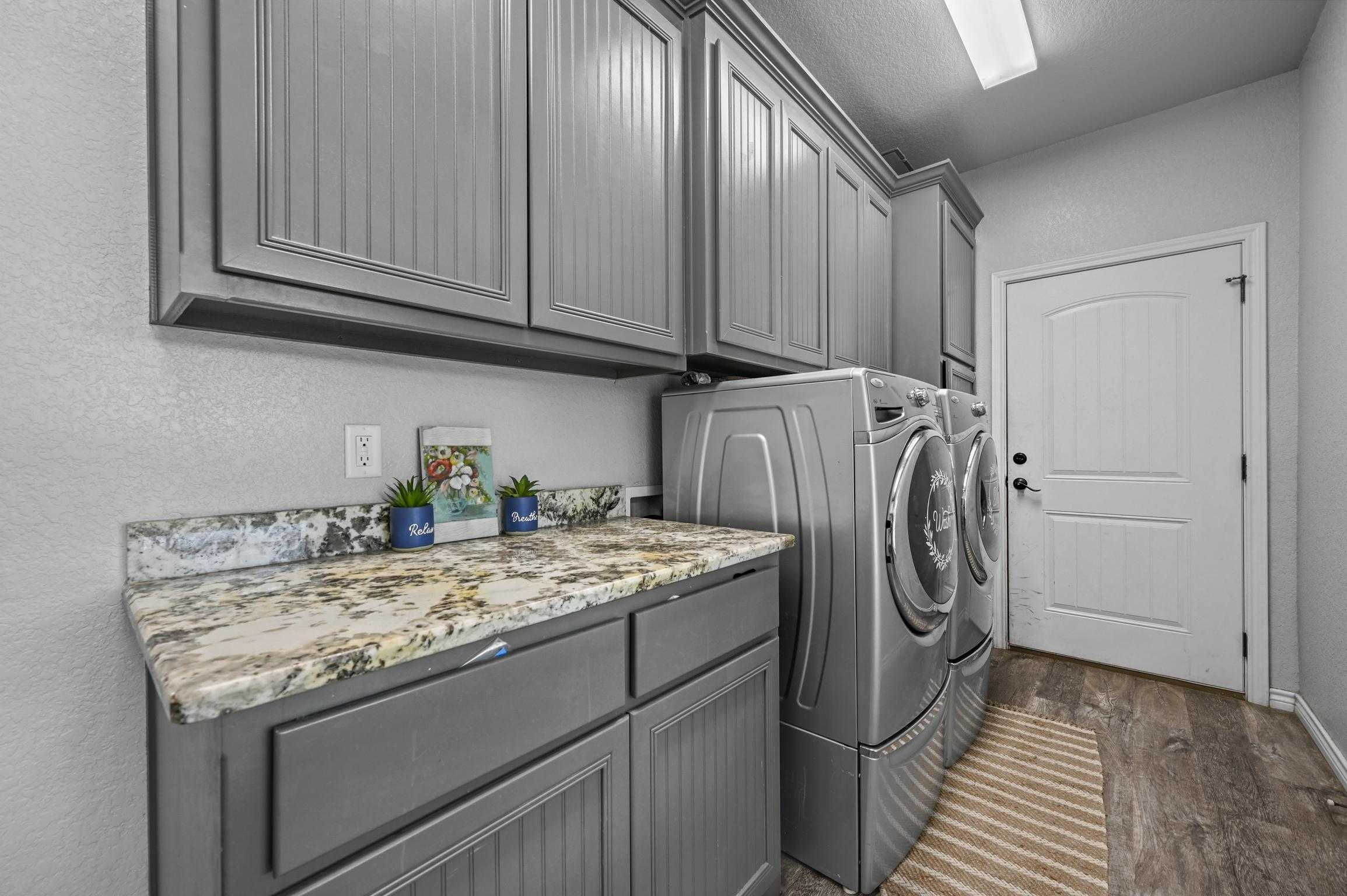 196 Silver Lakes Drive, Sunset, TX, USA, 76270 - Thumbnail 5