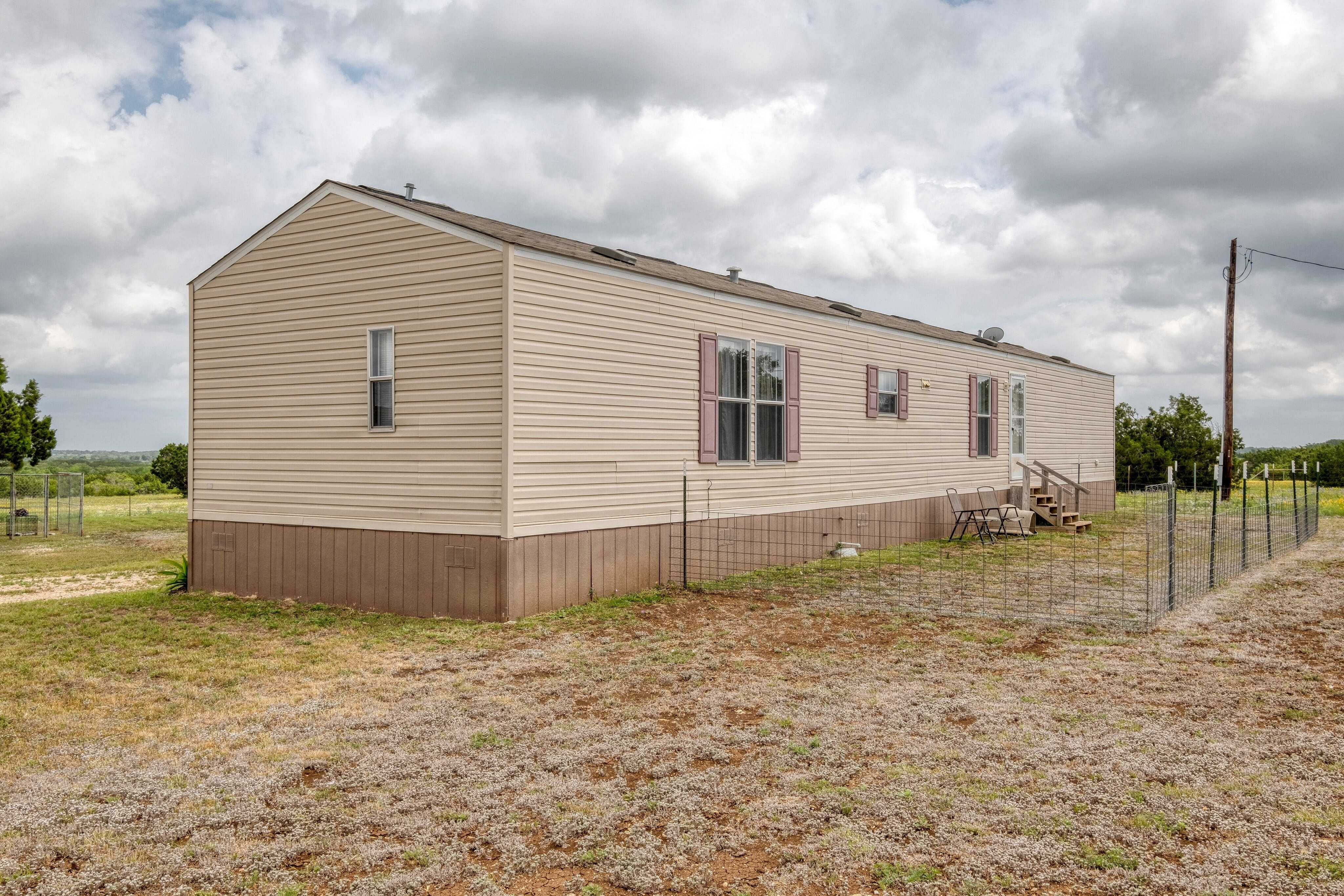 930 County Road 224, Florence, TX, USA, 76527 - Thumbnail 5