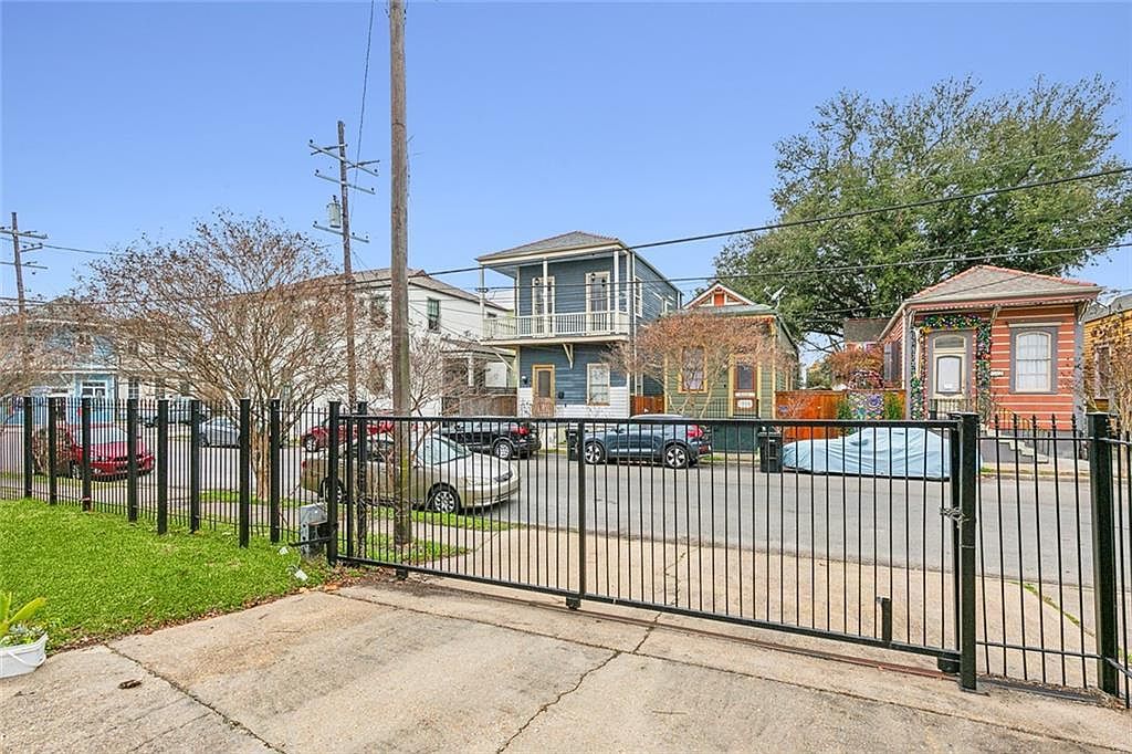 1429 Governor Nicholls St New Orleans, LA 70116 - Thumbnail 5