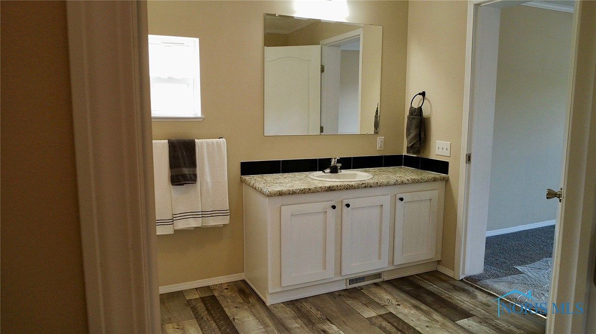 20391 Brown Ln Weston, OH 43569 - Thumbnail 5