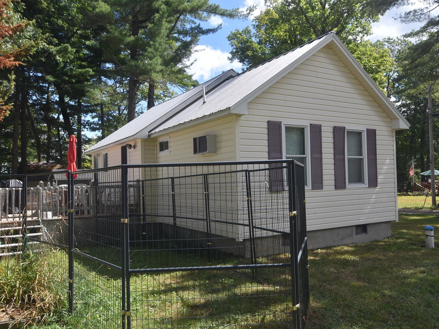 4 Sarah Ln Standish, ME 04084 - Thumbnail 5