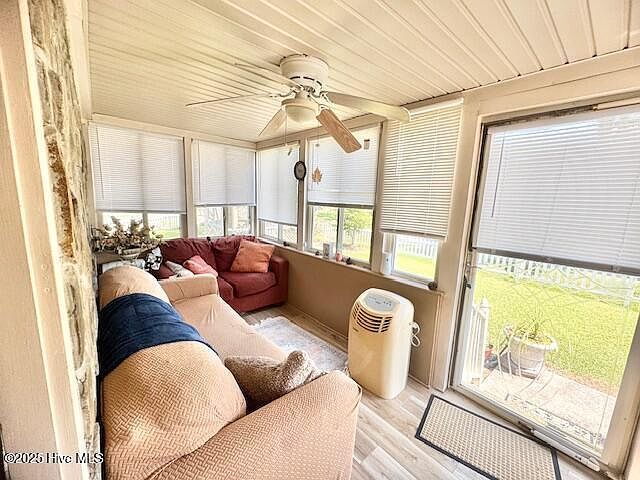 624 Harris St Cove City, NC 28523 - Thumbnail 5