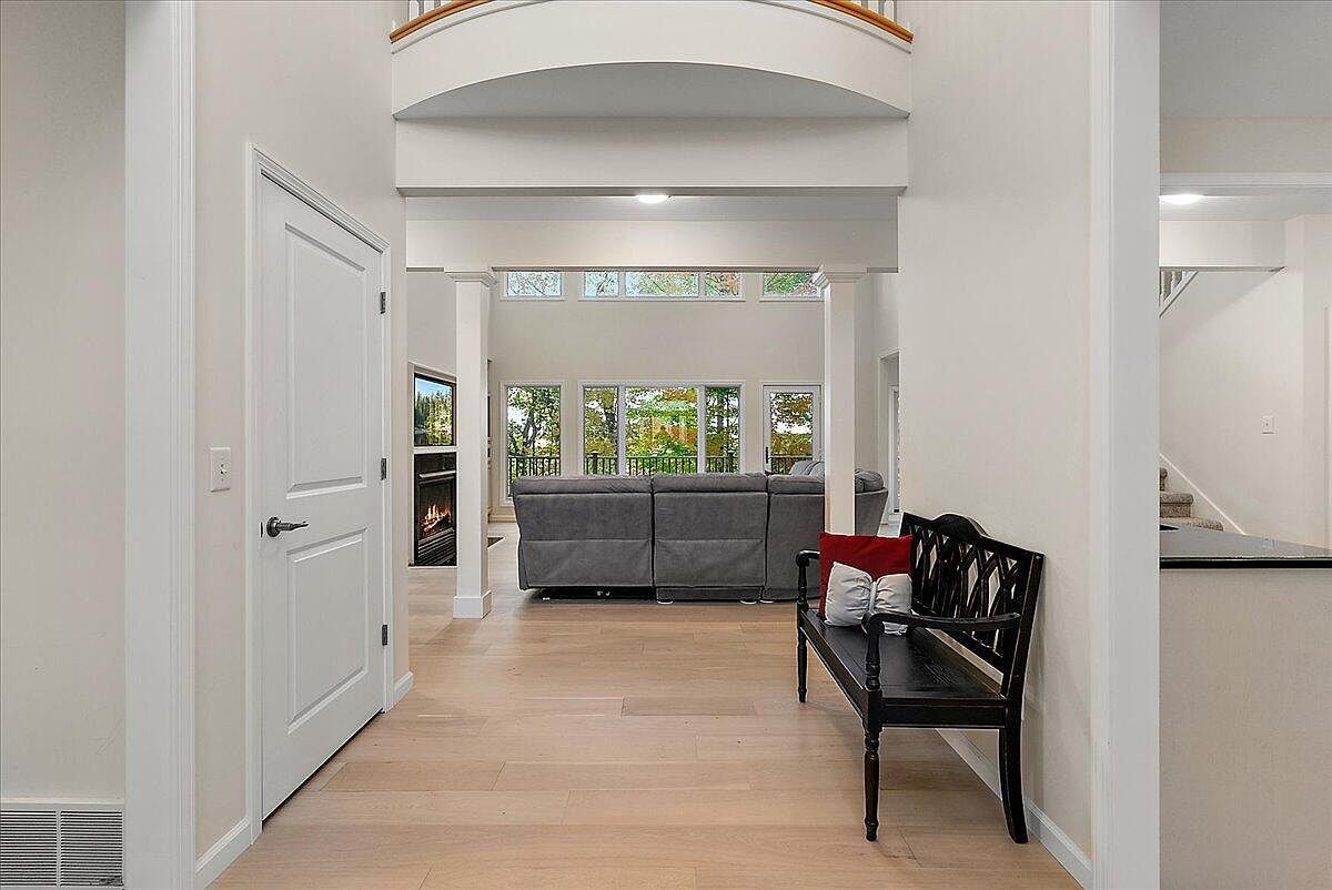 419 River Run Dr Saint Joseph, MI 49085 - Thumbnail 5