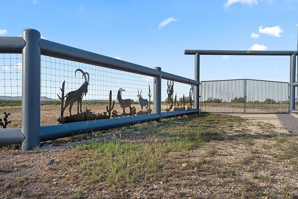 10551 County Road 345 Colorado City, TX 79512 - Thumbnail 5