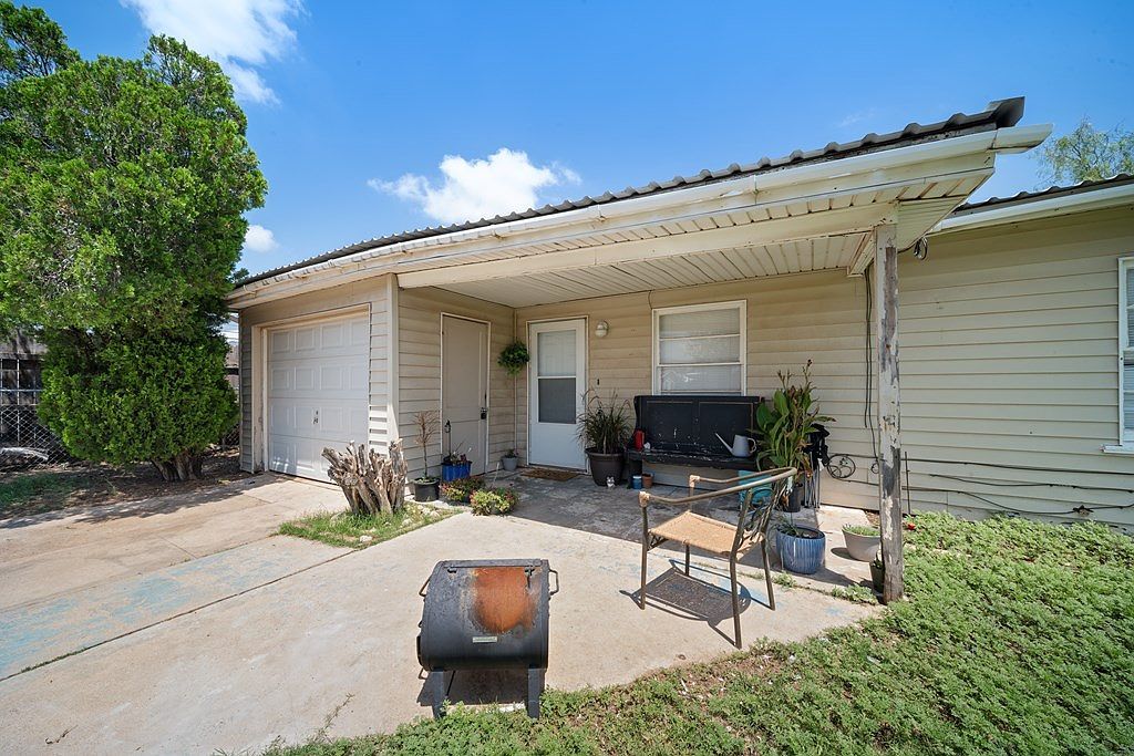 1213 Ridgeroad Dr Big Spring, TX 79720 - Thumbnail 5