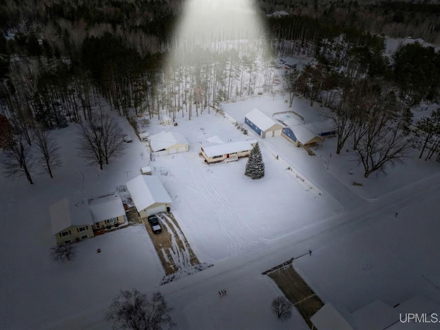 4864 Greenwood 18.12 Dr Escanaba, MI 49829 - Thumbnail 5