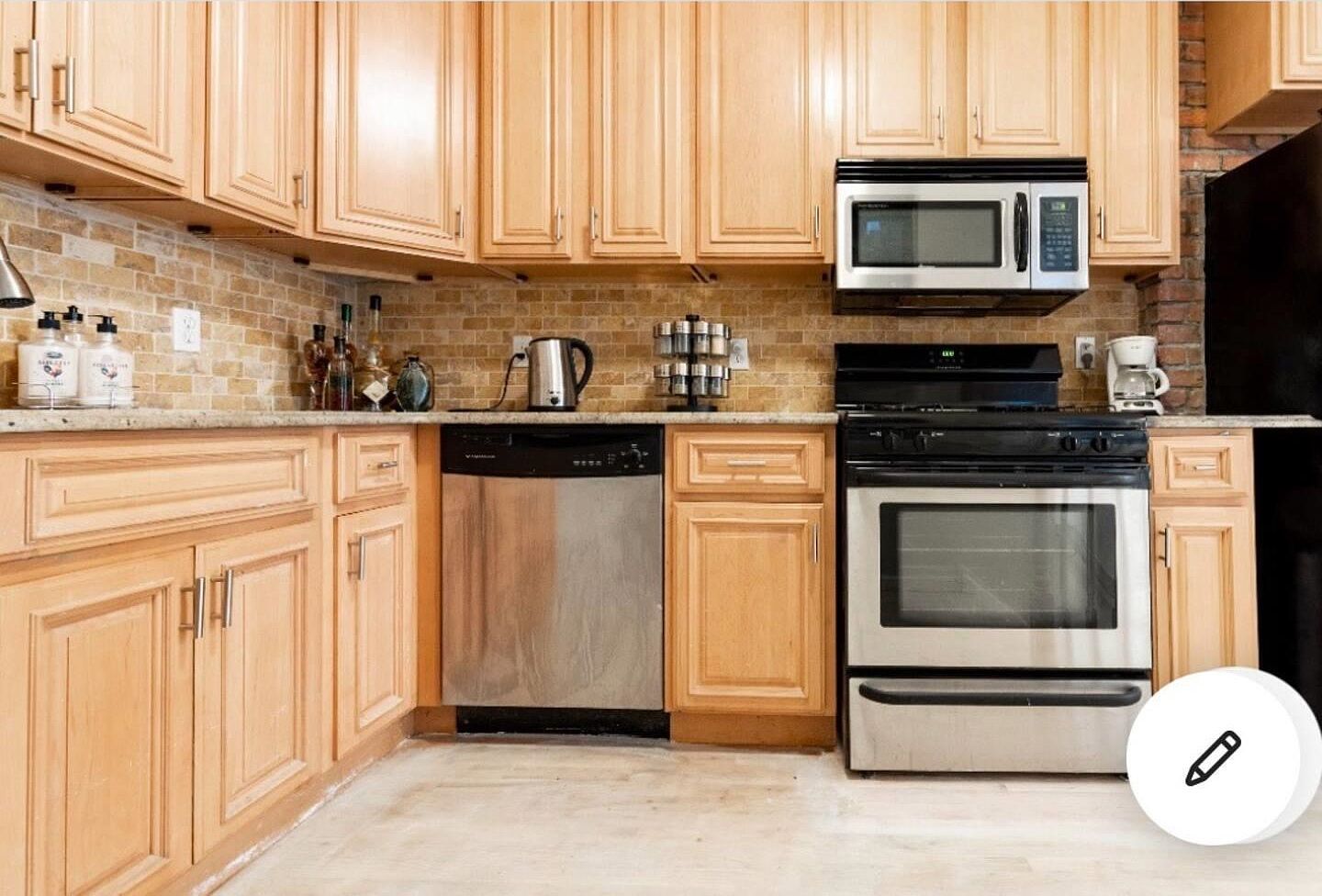 79 Crescent Ave BSMT 1 Jersey City, NJ 07304 - Thumbnail 5