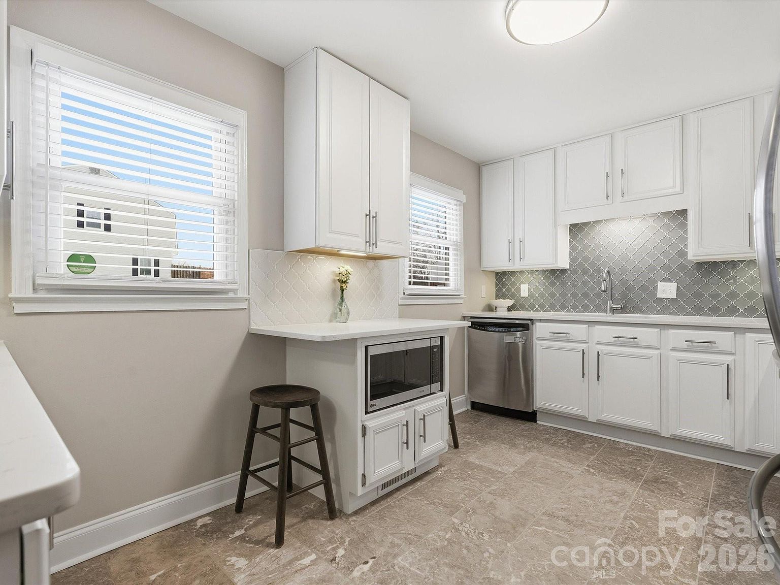 8344 Knights Bridge Rd Charlotte, NC 28210 - Thumbnail 5