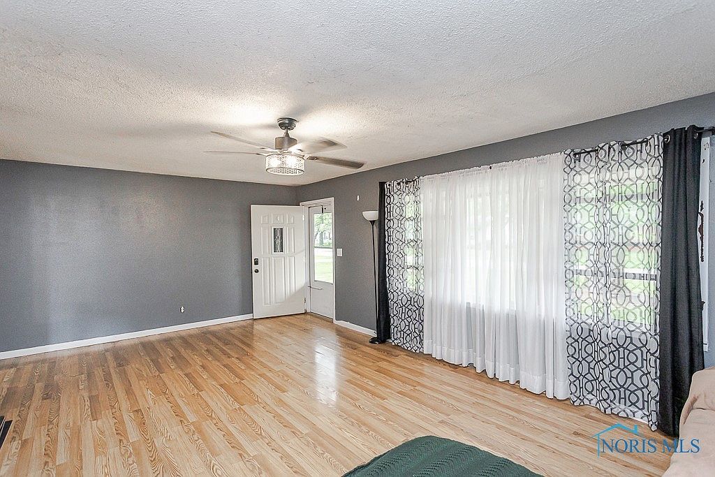 165 Jackson St Cygnet, OH 43413 - Thumbnail 5