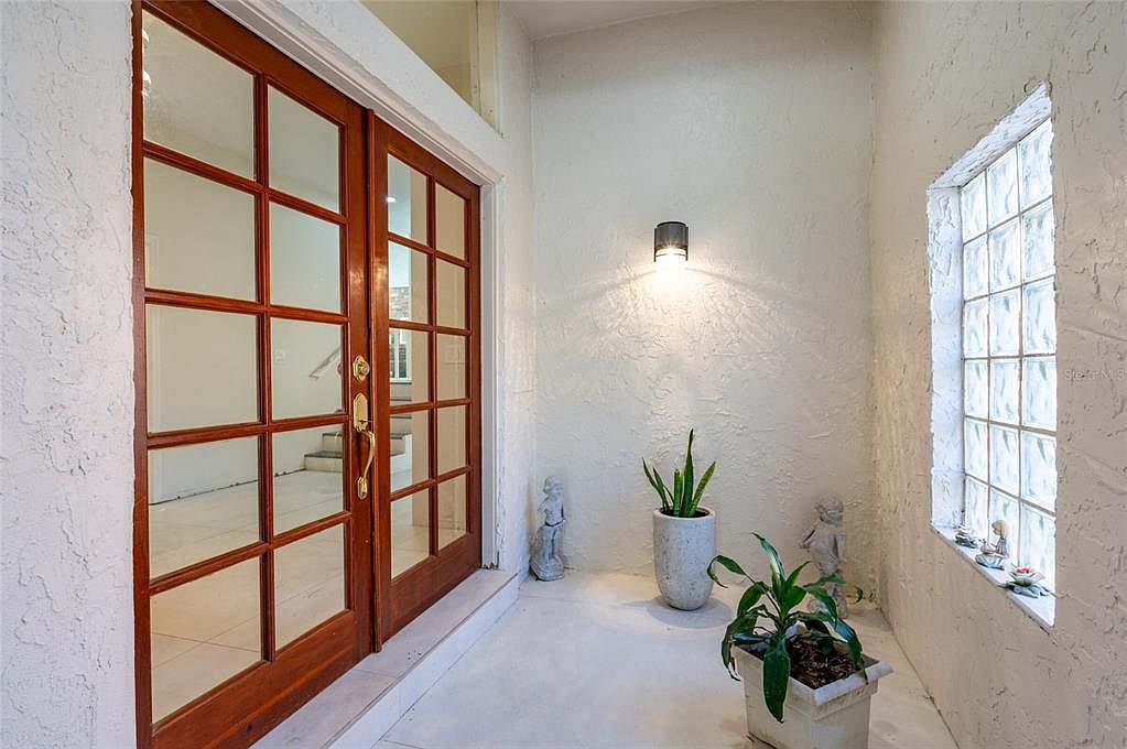 3302 W Caracas St Tampa, FL 33614 - Thumbnail 5