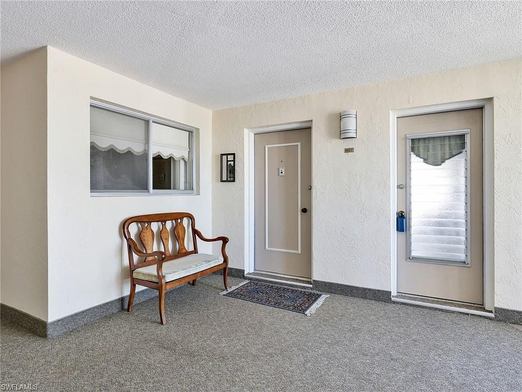 2150 Gulf Shore Blvd N APT 407 Naples, FL 34102 - Thumbnail 5